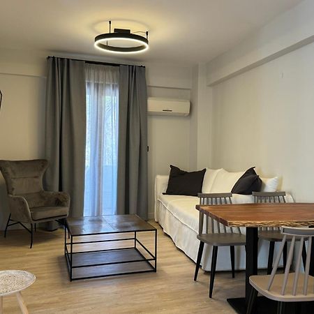 סאמוס Apellou Apartments מראה חיצוני תמונה