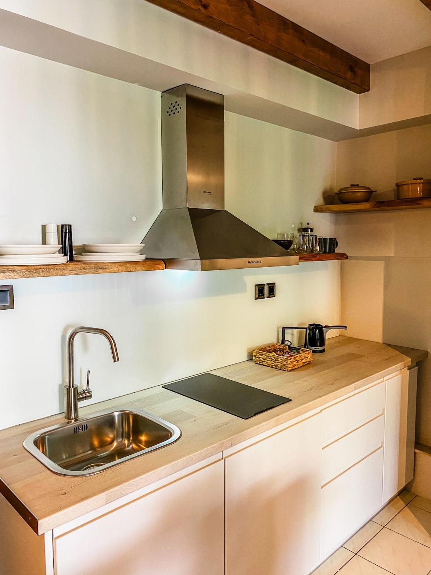 סאמוס Apellou Apartments מראה חיצוני תמונה