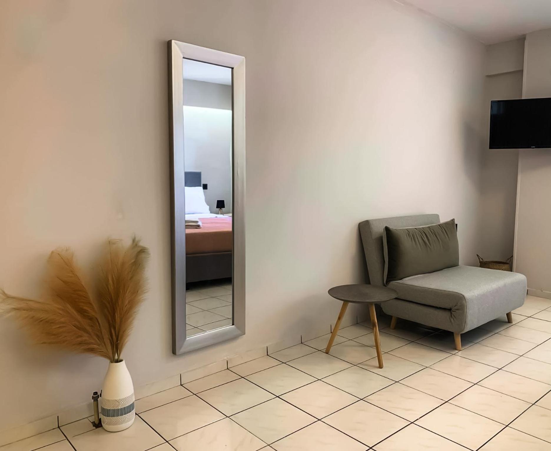 סאמוס Apellou Apartments מראה חיצוני תמונה